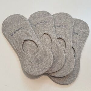 Bombas NWT 4pk women’s no show socks Color: gray Size: Medium
